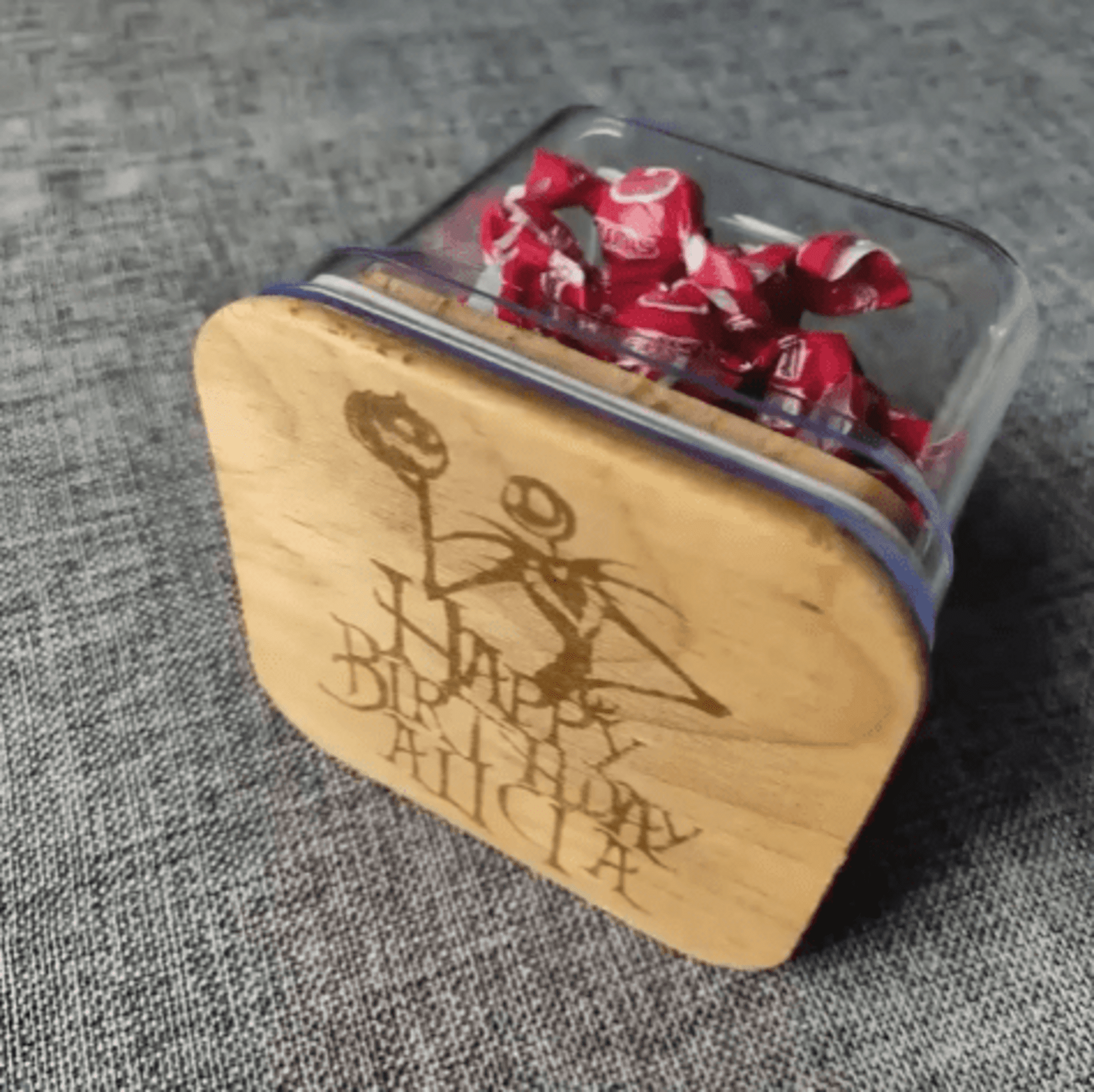 Caja con tapa personalizada - 2